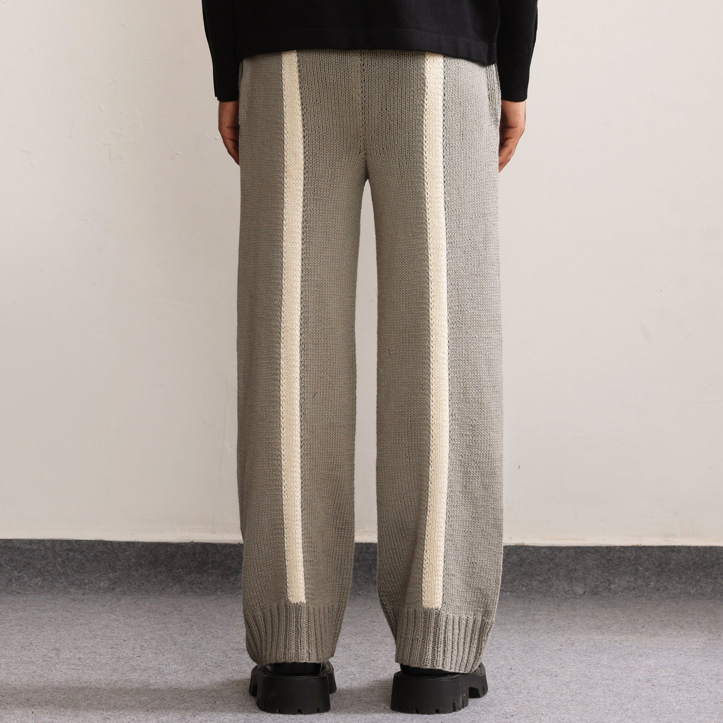 Fibula Striped Hand-knitted Pants- Grey